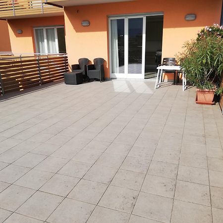 ריבה דל גארדה Appartamento La Terrazza מראה חיצוני תמונה